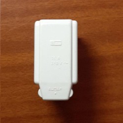 clavija_bipolar_II+TT_3023B_eunea_metropoli_16A_380V