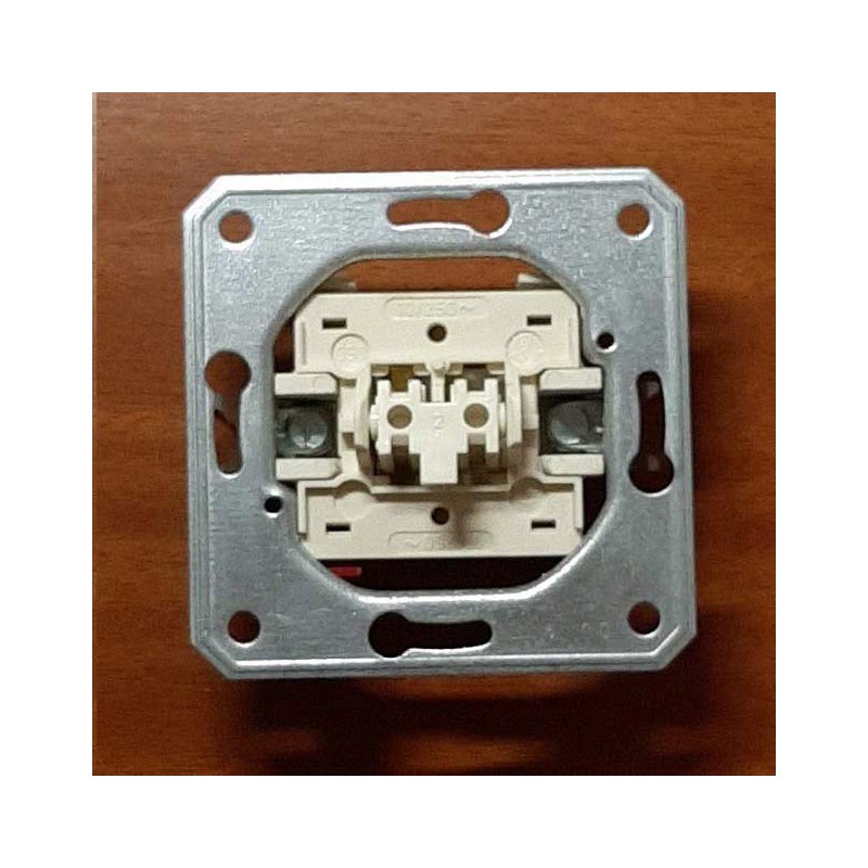 conmutador_legrand_diplomat_85301