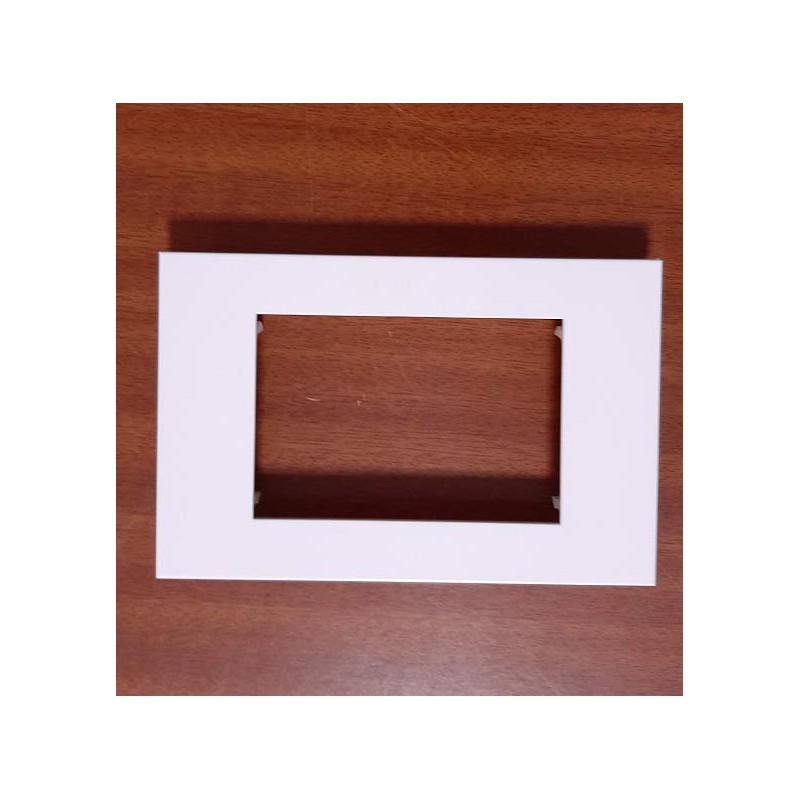 marco_3_elementos_mosaic_50_legrand_72255