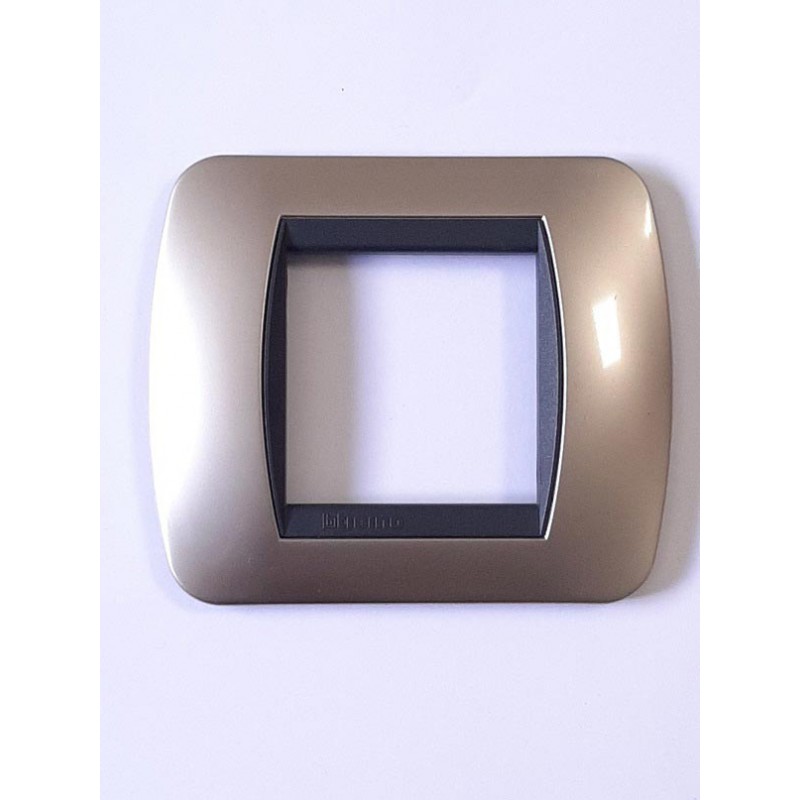 placa-2-modulos-living-internacional-tinatio-claro-L4802tc