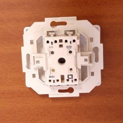 cruzamiento-decor-legrand-071808