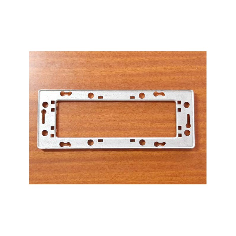 soporte-6-modulos-mosaic-legrand-077211